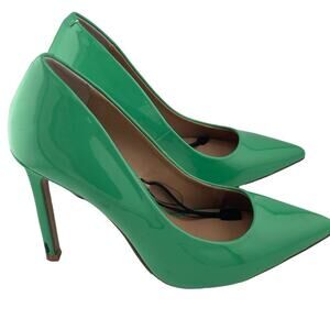 NWOB Express Green Pointed Toe Heel Pump Size 7M